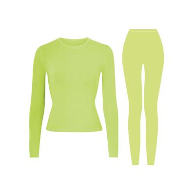 TWOPIECE圆领轻薄女长袖