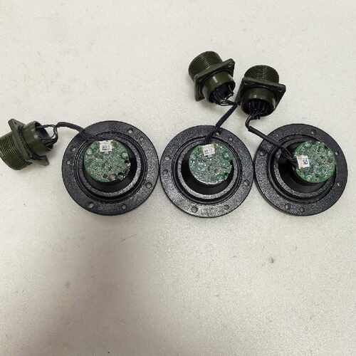 询汇川编码器EA-33B23M16H5DU5， 3个，一体式二