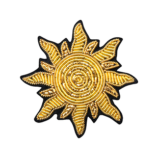 原创设计小众饰品手工刺绣徽章别针装饰太阳月亮情侣胸针高档配饰