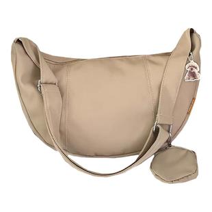 日系ins简约百搭斜挎包包女 大容量学生上课包通勤背包休闲饺子包