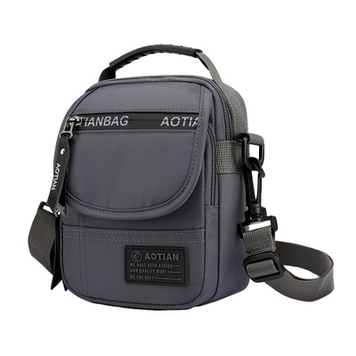 单肩超小迷你街头手机包挎包背包