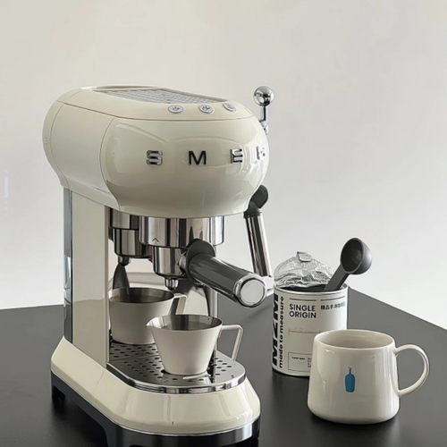 SMEG斯麦格意大利进口半自动意式咖啡机带蒸汽奶泡机ECF01多功能