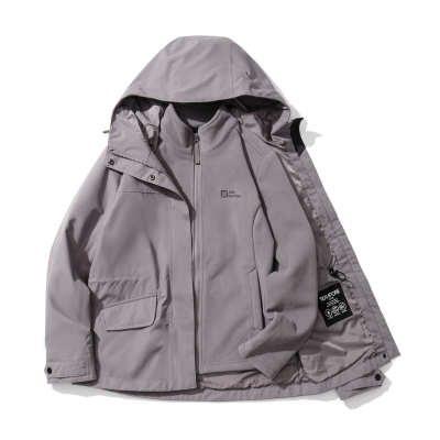 狼爪女收腰抓绒三合一冲锋衣防水