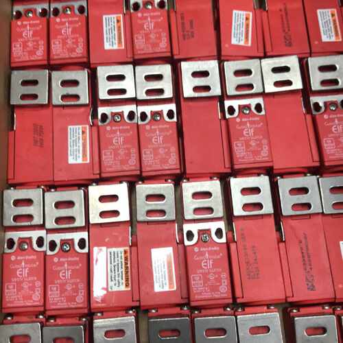 议价拆机美国AB安全锁440K-E33040 B ELF-3数量