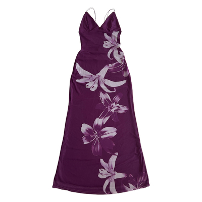 海岛辣妹度假网纱V领露背连衣裙