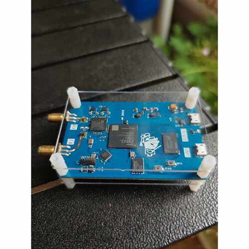 Plutosdr  AD9361 Zynq7010 plut