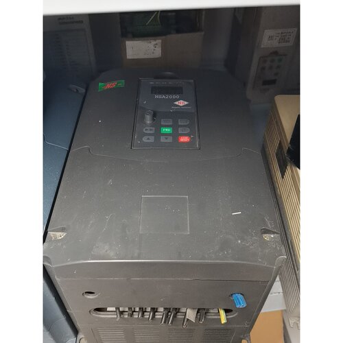 议价能士NSA2000系列变频器NS20000110G43B维修