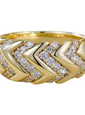 D色莫桑石波光粼粼戒指