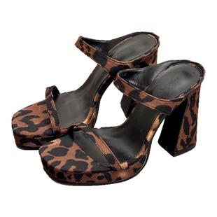 防水台粗跟厚底黑色高跟鞋女款凉拖法式一字带凉鞋气质绝美凉拖鞋