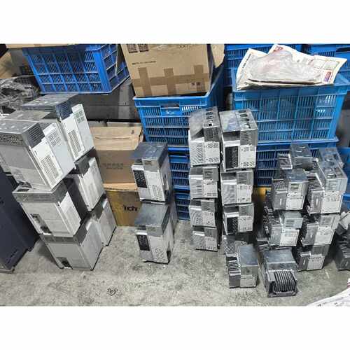 【请询价】三菱变频器E84022kE84015KE8407