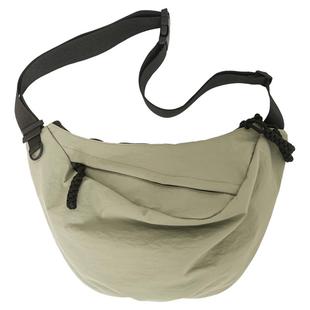 潮牌男士斜挎包户外运动骑行饺子包女轻便休闲通勤单肩中性风背包