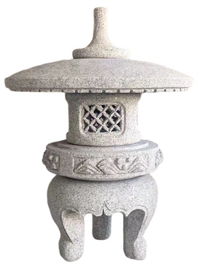 中式花岗岩石雕镂空灯笼