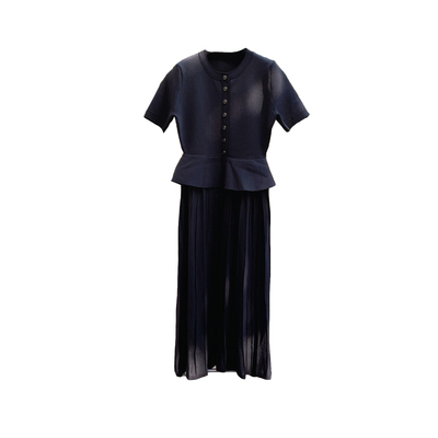 法式优雅圆领单排扣荷叶边收腰显瘦巨好看假两件短袖荷针织连衣裙