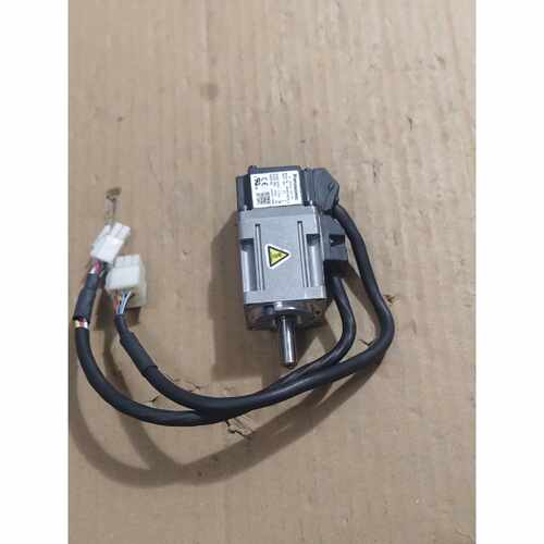 议价MSMD5AZS1A 伺服电机 0.05KW 380V