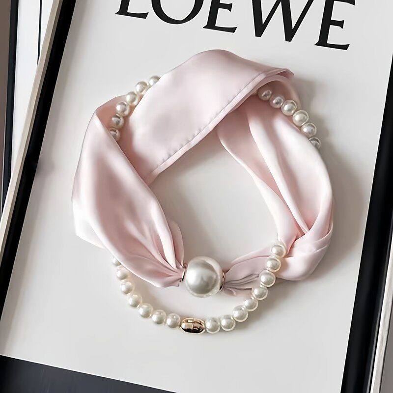 粉色少女磁吸扣大珍珠小丝巾女系脖颈饰搭配毛衣项链围巾春秋薄款