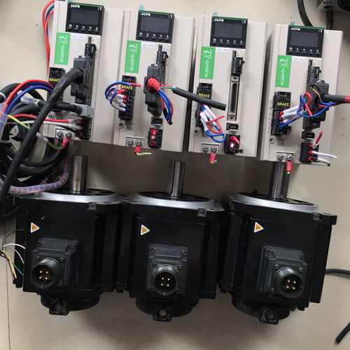 询价禾川伺服电机1.5kw，SV-X3EA150A-A2，有4套