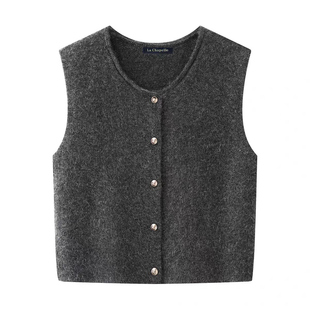 拉夏贝尔/La Chapelle春季温柔气质金色扣圆领针织马甲女叠穿坎肩