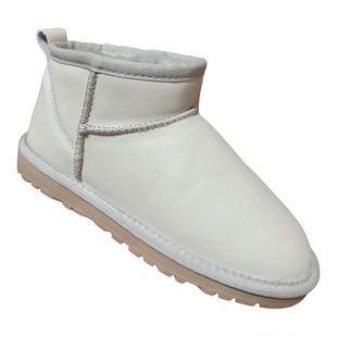乳白色雪地靴女2025新款冬季皮面女士棉鞋防滑短靴防水低帮雪地棉