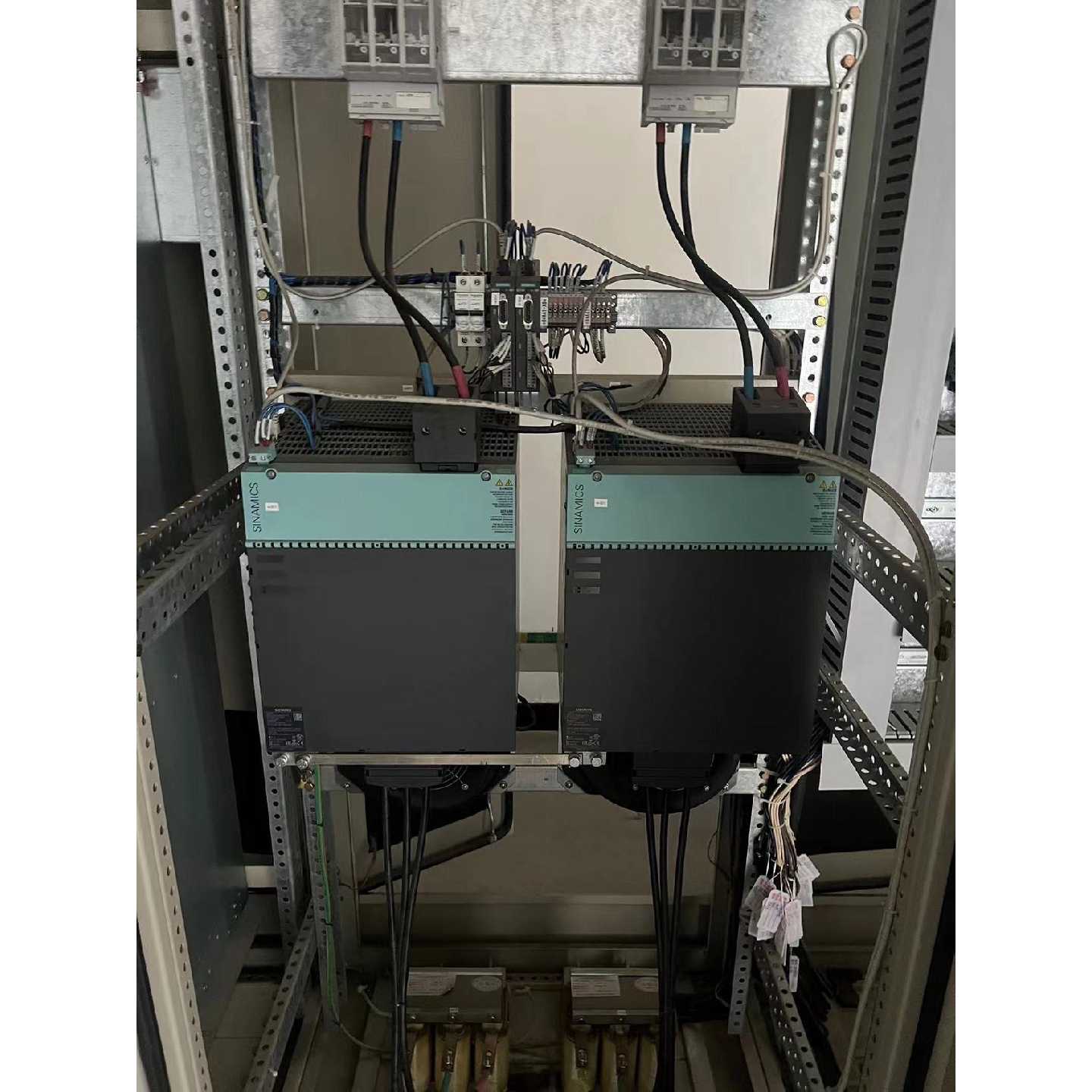 议价西门子伺服驱动器6SL3120-1TE31-3AA3