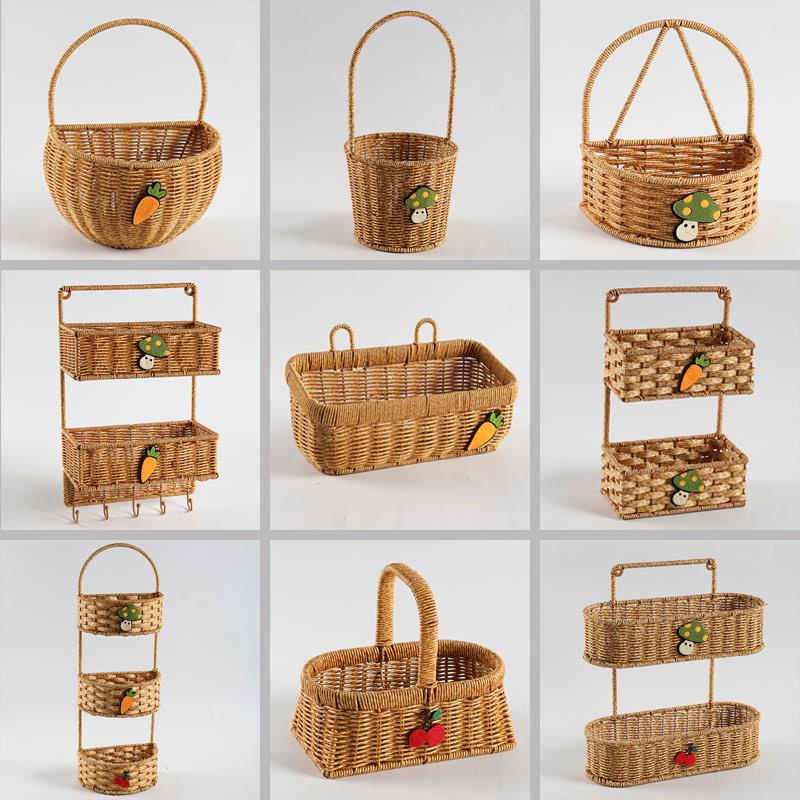 家用姜蒜壁挂收纳篮 仿藤编浴室置物架挂钩式 墙上免打孔插花篮