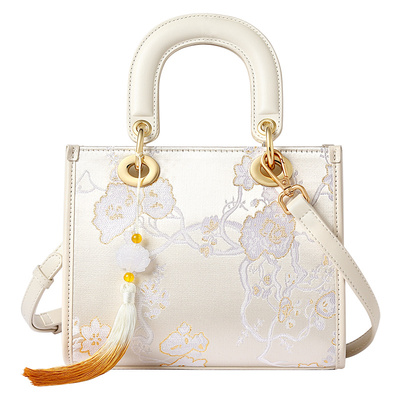 啄木鸟小香风呢料戴妃包手提包