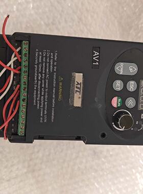 AV1-4T0015A 爱德利380V1.5KW变频器 成色