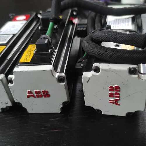 溢价-伺服电机马达HDS6A-0104A ，400W，成色新