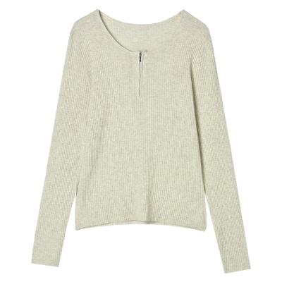 温婉极简风长袖针织衫