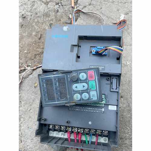 询价-3.7KW伟创变频器AC60T33R7G5R5P