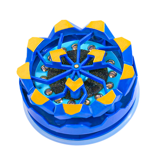 新款手持烟花陀螺会冒火的发光旋转陀螺对战爆旋解压玩具儿童男孩