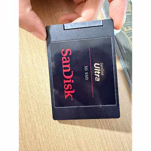 SanDisk Ultra 3D 4TB 2.5寸SATA固