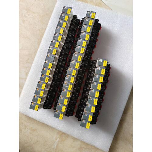 RXM2LB2BD RXZE1M2C 施耐de 继电器