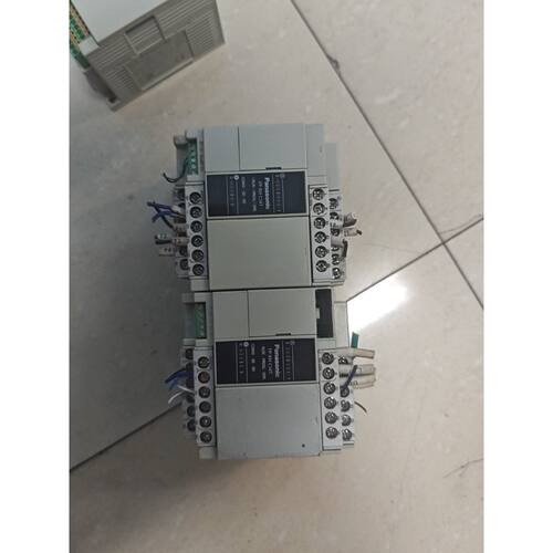 议价PLC FP-XH C14T AFPXHC14T-F