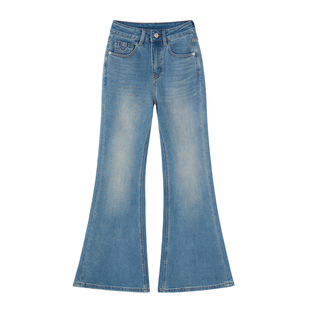 王家有鱼2026年早春新款复古蓝不贴腿微喇裤百搭显瘦牛仔裤子女款