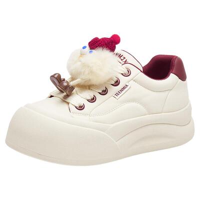 天美意冬新款商场同款时尚厚底百搭休闲运动女板鞋BK471AM5