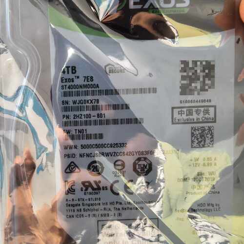 希捷Exos 7E8 4TB企业级硬盘ST4000NM000—议价