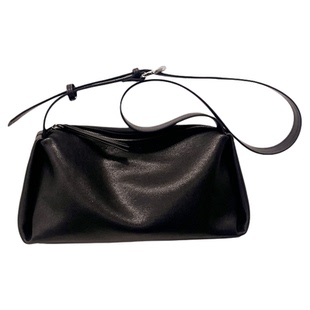 黑色女王正品头层牛皮枕头包2026新款潮冬软真皮大容量单肩斜挎包