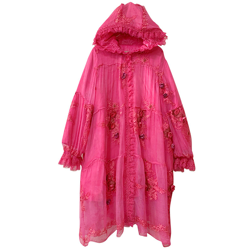 刺绣轻盈保暖桑蚕丝棉服女