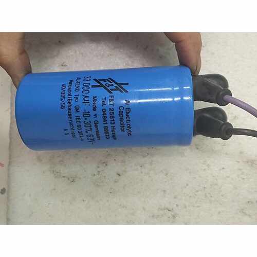 （请询价）63V33000uF德国FT法兰特电容拆机件