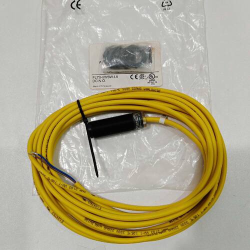 全新现货日本三武接近开关FL7S-5W6W-L5。全新状态，议价