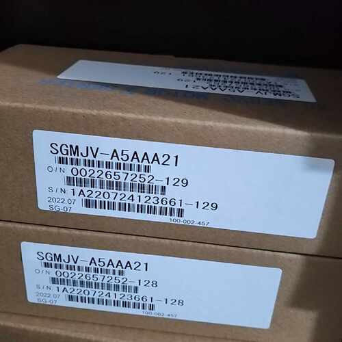 询价安川伺服驱动器，型号SGMJV-A5AAA21，2022年7