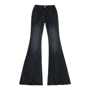 女童裤子春秋款2026新款春装女孩洋气休闲拼接毛边微喇儿童牛仔裤