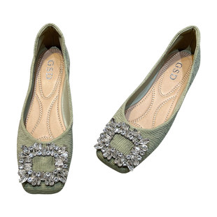 方头浅口单鞋女平底2026年新款鞋子法式气质水钻黑色瓢鞋复古绿色