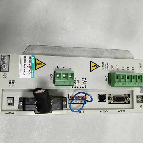 溢价-CKD 驱动器 AX9000TH-U0 ，成色如图，