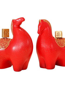 红色轻奢马上有钱招财摆件