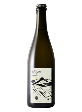 意大利老橡树冲上云霄高山起泡酒