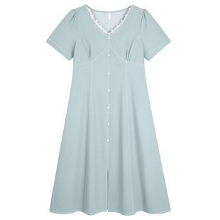 胖莹莹大码女装夏季清冷感蕾丝牛仔V领显瘦A字版优雅开叉连衣裙