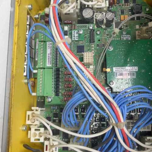议价AUTEC奥泰克ARM NB022工业遥控器，实物拍摄，外观维修