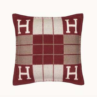 抱枕沙发h羊毛靠垫家北欧风ins毯子靠腰针织字母枕套垫枕头提花枕