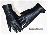 Женские модели женского козьей кожи оленя три модели